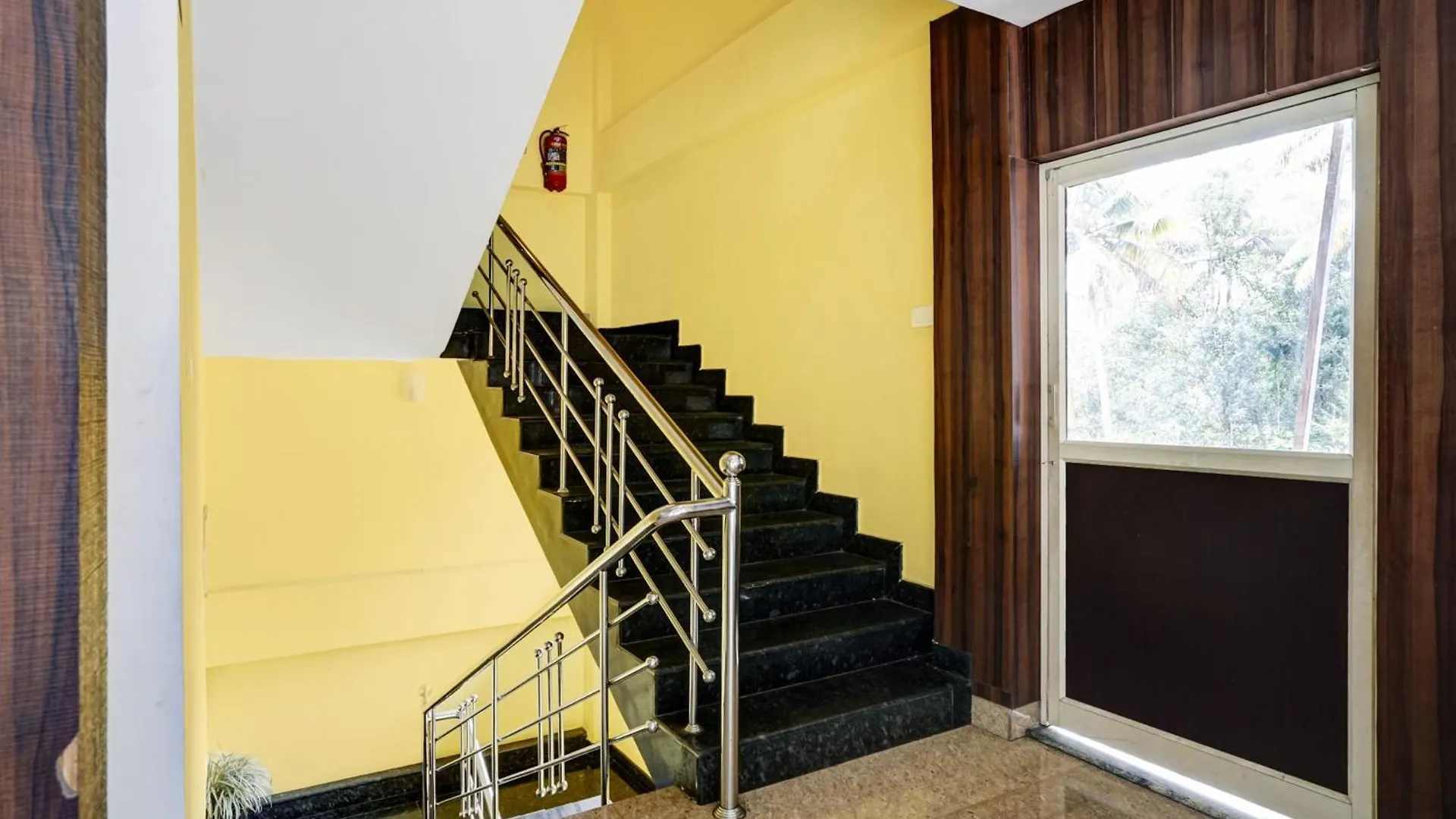 Hotel O Stay Max Munnar 3*,  India